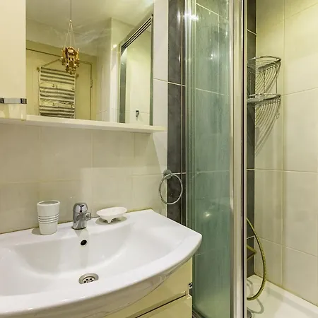 Apartment Lovely Near Marmaray And Caddebostan Coast In Kadikoy