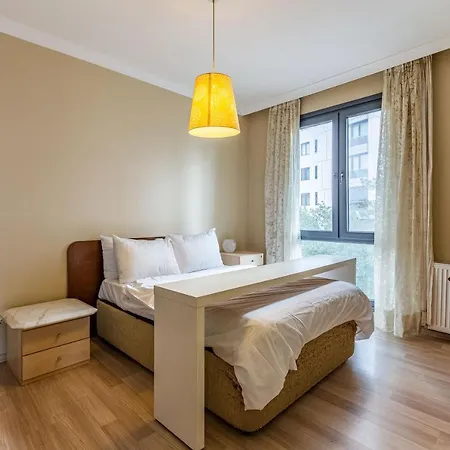 Lovely Near Marmaray And Caddebostan Coast In Kadikoy Apartment *
