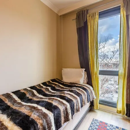 Lovely Near Marmaray And Caddebostan Coast In Kadikoy Apartment *