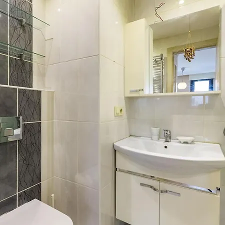 Apartment Lovely Near Marmaray And Caddebostan Coast In Kadikoy